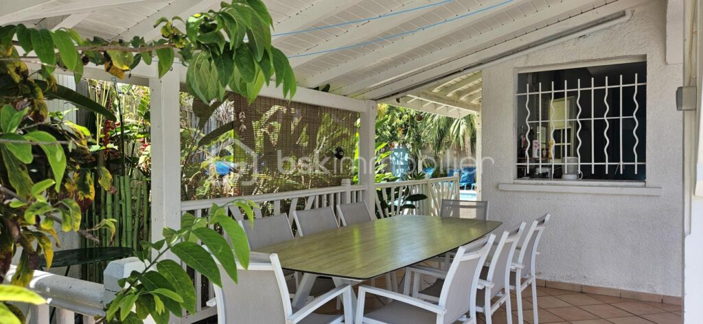 Villa 3 chambres piscine , plage à pied – 4 pièces – 3 chambres – 73 m²