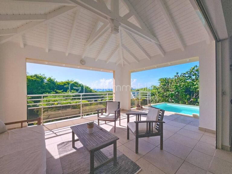 Villa T3 avec vue mer, piscine Saint François – 3 pièces – 2 chambres – 88 m²
