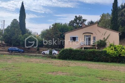 Maison 185 m2 à fort potentiel sur 3600 M2 – 7 pièces – 3 chambres – 120 m²