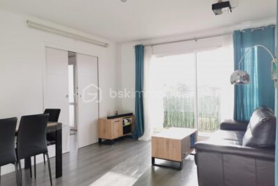 Beau T4 avec terrasse – 4 pièces – 3 chambres – 89 m²