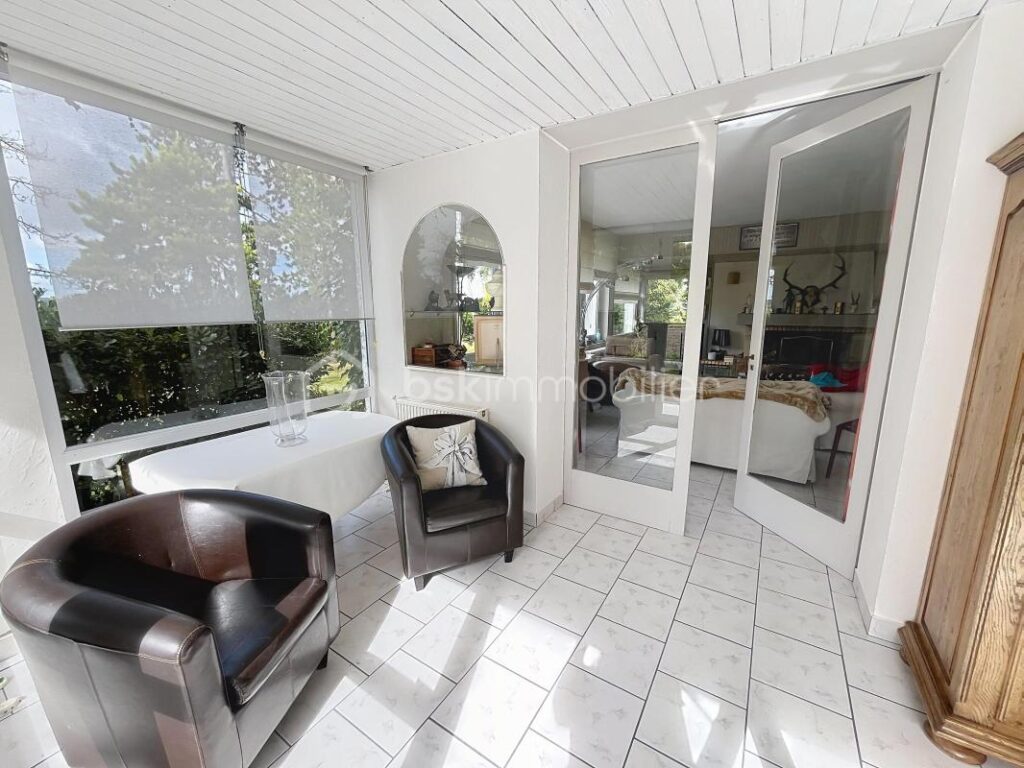 PROPRIETE DE CARACTERE – 8 pièces – 4 chambres – 210 m²