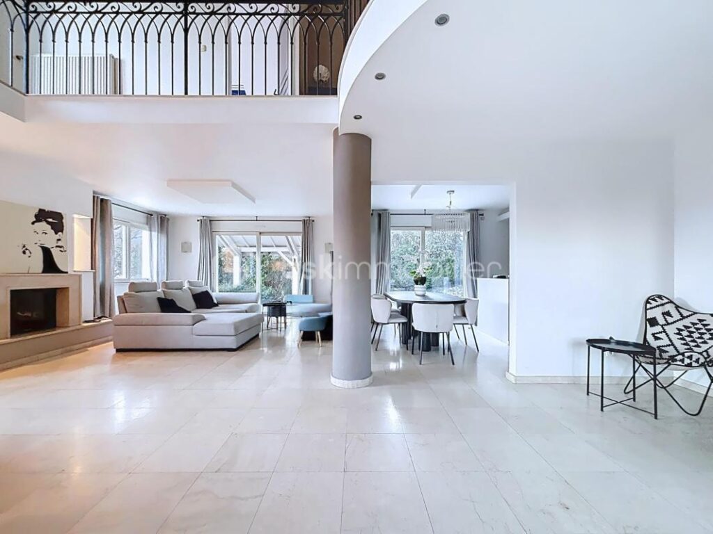 Spacieuse maison dans secteur calme, à 5min de Varces – 5 pièces – 4 chambres – 183 m²