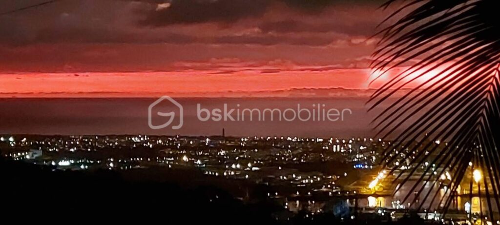 🏡 À VENDRE – Villa T5 avec Vue Mer à Ravine à Malheur – 5 pièces – 4 chambres – 115 m²