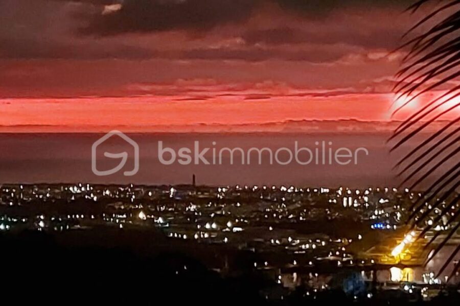 Maison à vendre à La possession — Vue mer — photo 4