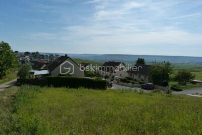 Terrain avec superbe vue de 1043 m2 – NR pièces – NR chambres – 1043 m²