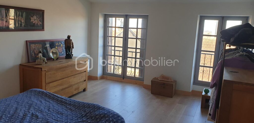 Appartement Type 3 centre ville balcon – 3 pièces – 2 chambres – 80 m²
