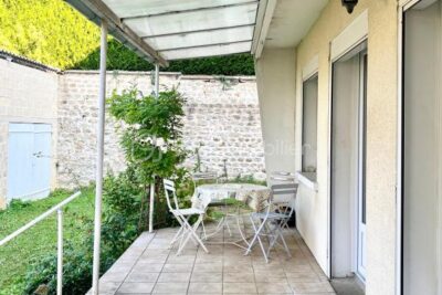 Maison Immeuble de 245 m² – 10 pièces – 7 chambres – 250 m²