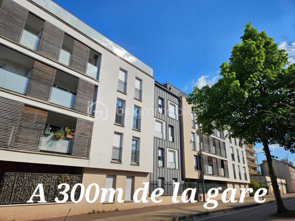 Appartement F2 44m² à 300m du RER DPE C balcon OUEST parking – 2 pièces – 1 chambre – 44 m²