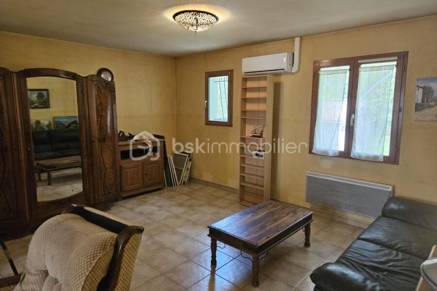 Maison à vendre à Biras