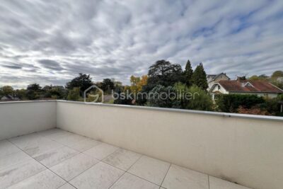 82 m2 DE TERRASSES AU DERNIER ÉTAGE ! – 5 pièces – 4 chambres – 112 m²