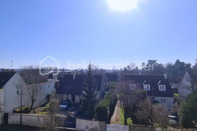 EXCLUSIVITÉ – STUDIO LUMINEUX EN DERNIER ÉTAGE À VILLECRESNES – 1 pièce – 1 chambre – 34 m²