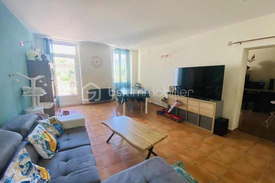 Appartement à vendre à Signes