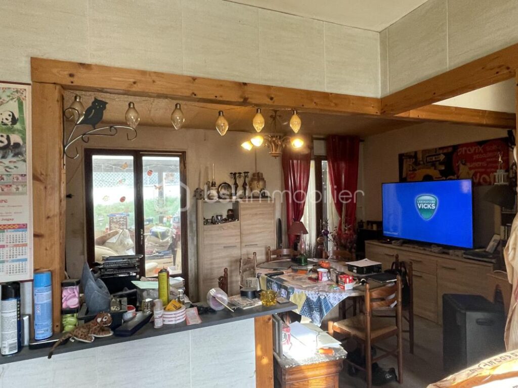 Maison de plain-pied avec deux chambres située au calme ! – 3 pièces – 2 chambres – 70 m²