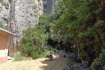 Maison Bourgeoise 140m2 plain pied à flanc de la colline Saint Jacques – 6 pièces – 4 chambres – 140 m²