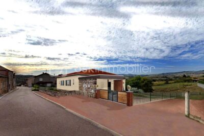 Terrain de 843 m² avec projet de maison (permis purgé, fondations réalisées) – Vue panoramique plein sud – NR pièces – NR chambres – 843 m²