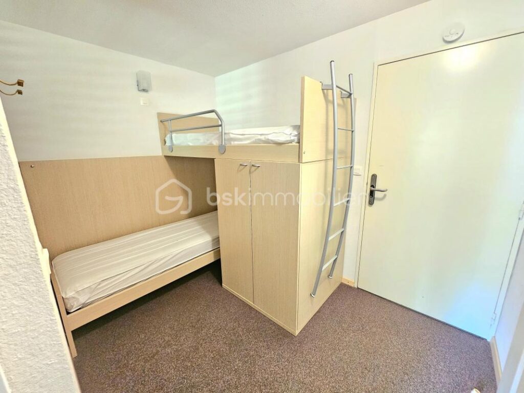 LA FOUX D’ALLOS : Appartement fonctionnel 6 couchages + PARKING PRIVATIF – Résidence avec piscine & hammam ! – 3 pièces – 2 chambres – 34 m²