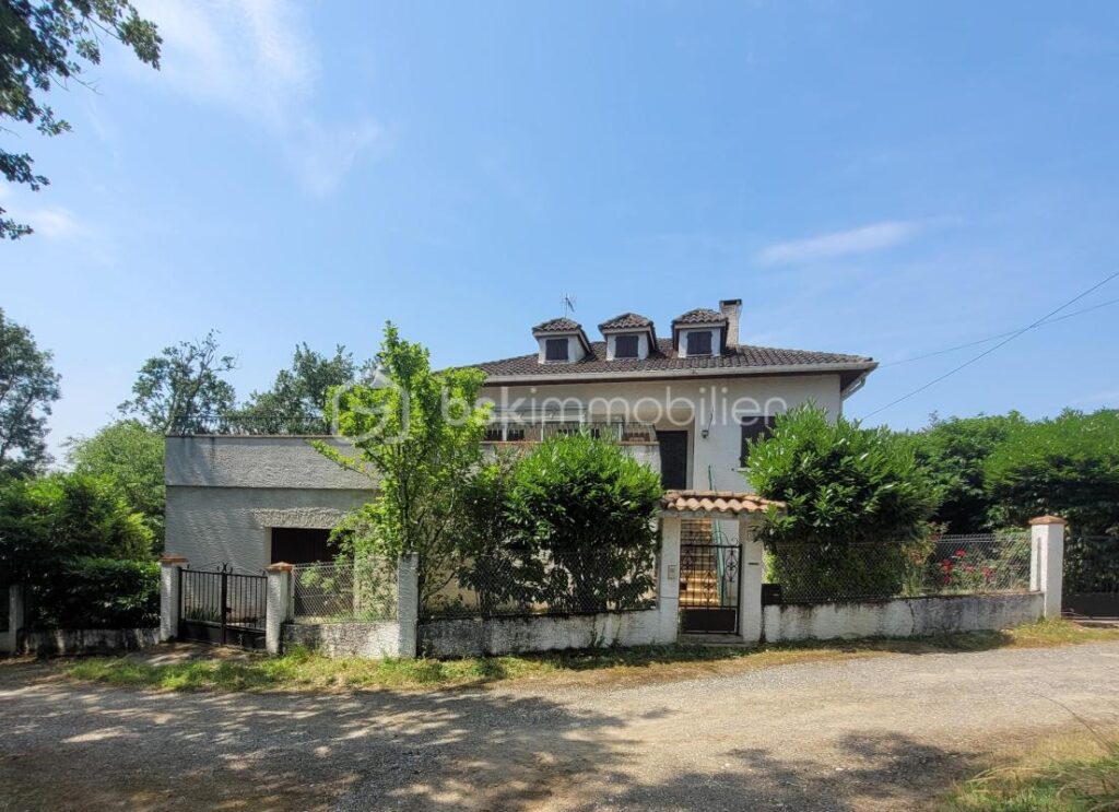 URGENT A VENDRE MAISON 5 PIÈCES 121 M² SANS VIS A VIS – 5 pièces – 4 chambres – 128 m²