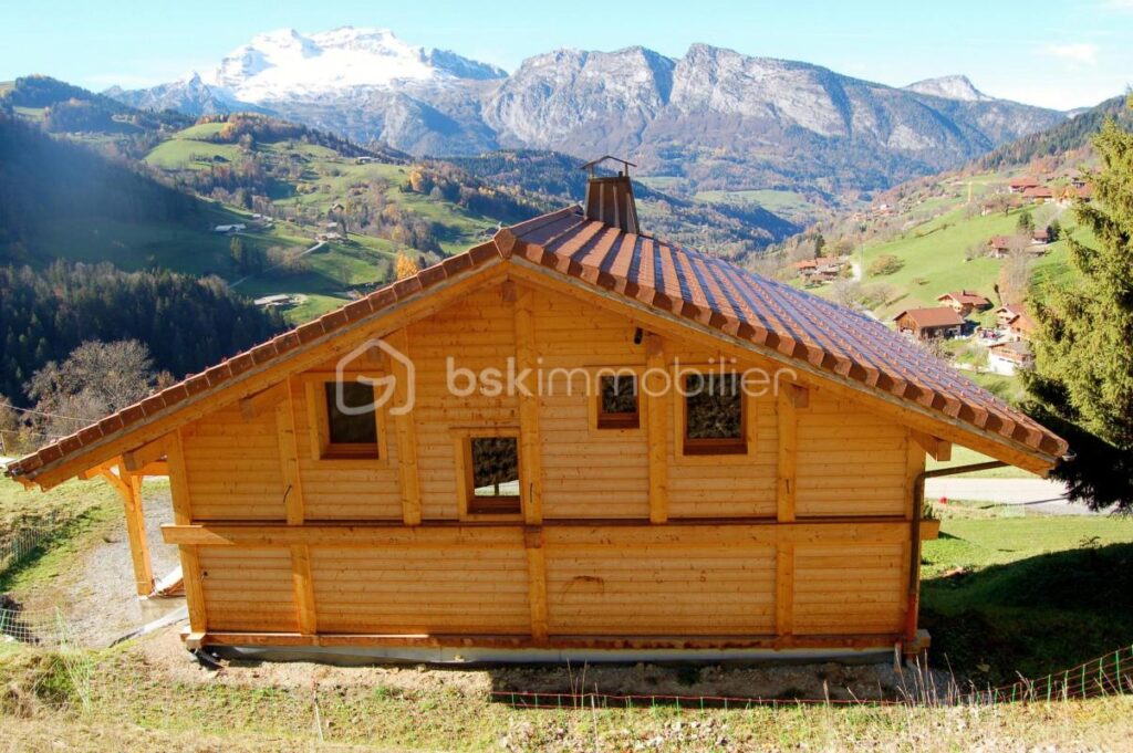 En exclusivité SUPERBE CHALET EN COURS DE CONSTRUCTION – MANIGOD – 8 pièces – 4 chambres – 150 m²