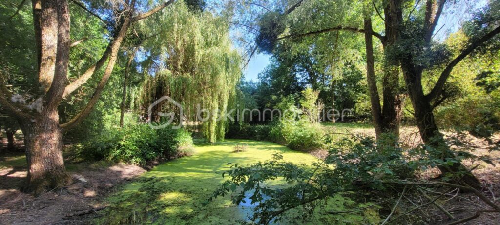 LONGERE 7 PIECES 175 M² TERRAIN 13757 – 7 pièces – 2 chambres – 175 m²