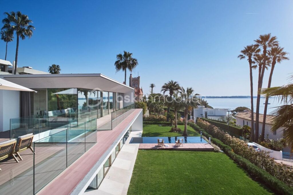 Somptueuse Villa contemporaine avec vue mer panoramique – Domaine privé à Cannes – 7 pièces – 5 chambres – 435 m²