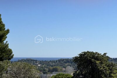 Villa 208 m2 – Vue Rade De TOULON – 7 pièces – 5 chambres – 208 m²
