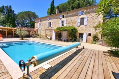 Maison et gîte 15 pièces – 2 piscines Parc arboré – 15 pièces – 9 chambres – 520 m²