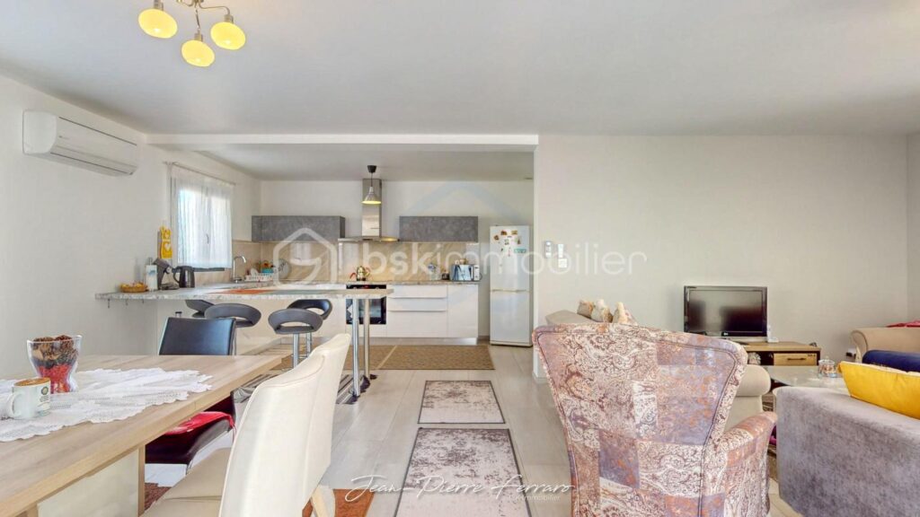 maison contemporaine Clermont l’hérault – 4 pièces – 3 chambres – 137 m²