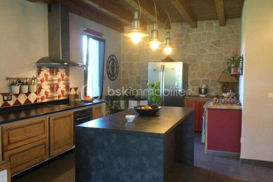 Maison à vendre à Lanarce