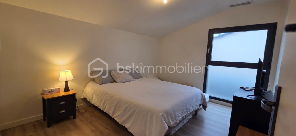 LOFT IDRON – 4 pièces – 3 chambres – 175 m²