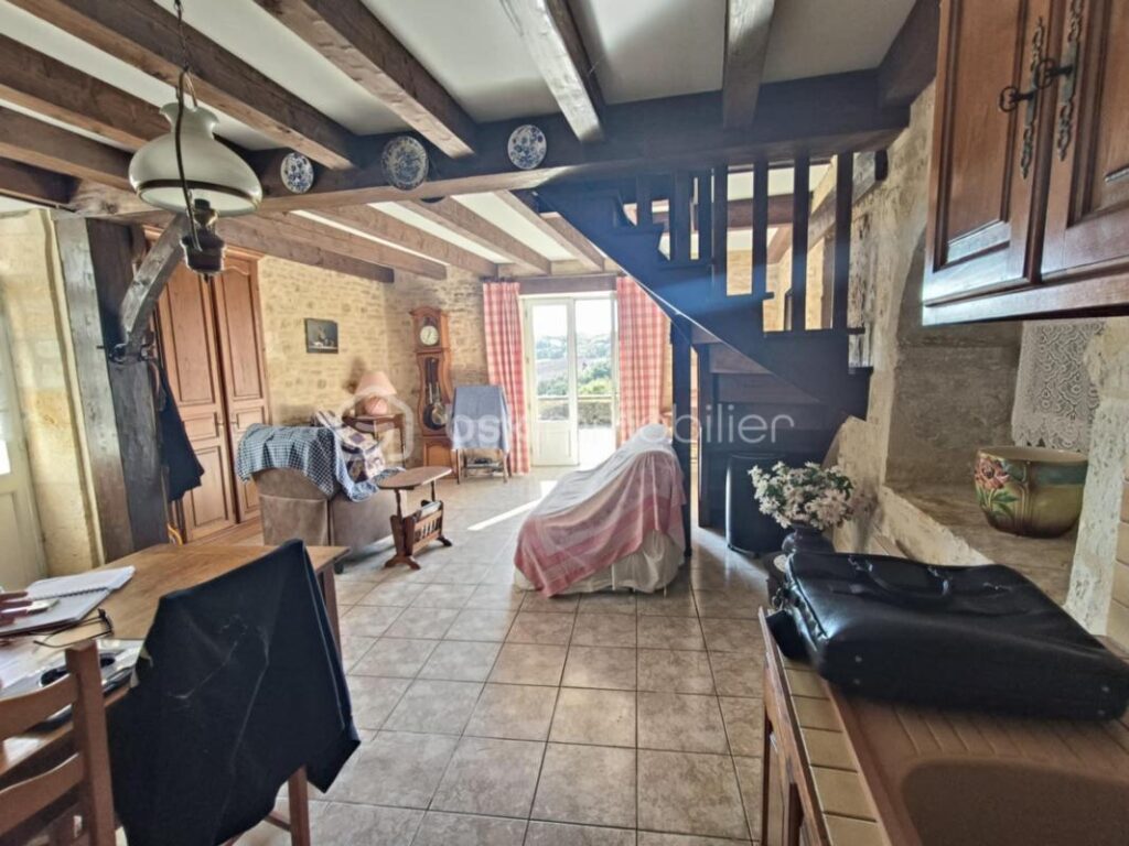 Ancienne et Magnifique Bâtisse en Pierres de 114 m2, située à Cladech 24170 – 4 pièces – 3 chambres – 114 m²