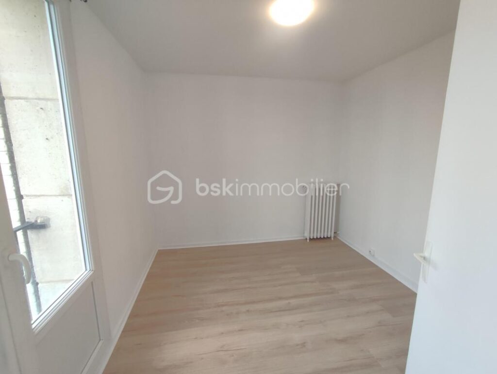 Bel appartement 3 pièces avec vue dégagée – Creil – 3 pièces – 2 chambres – 56 m²