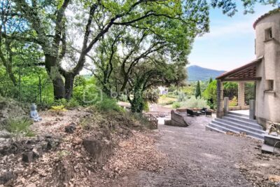 Grande maison familiale de 287 m² avec jardin, piscine et garage – Bédarieux – 11 pièces – 4 chambres – 287 m²