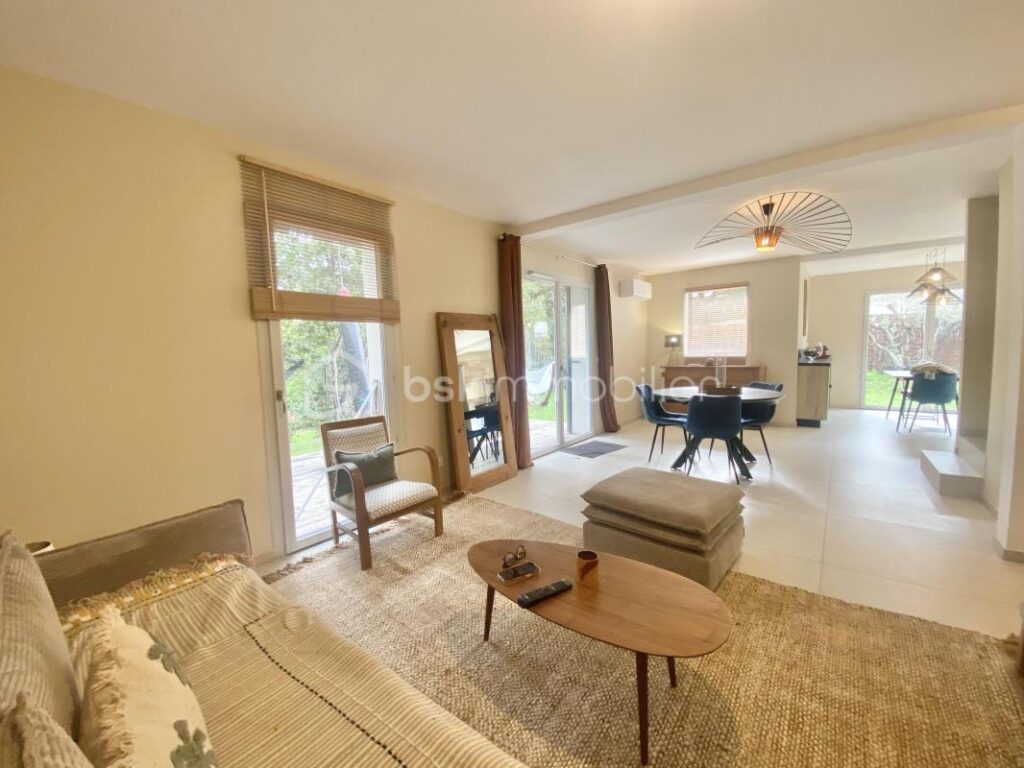 Jolie maison, au calme absolu ! – 4 pièces – 3 chambres – 90 m²