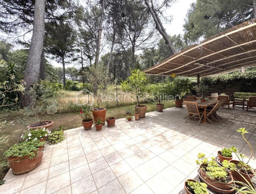 Istres, Appartement de 127m2 avec Jardin – 5 pièces – 4 chambres – 127 m²