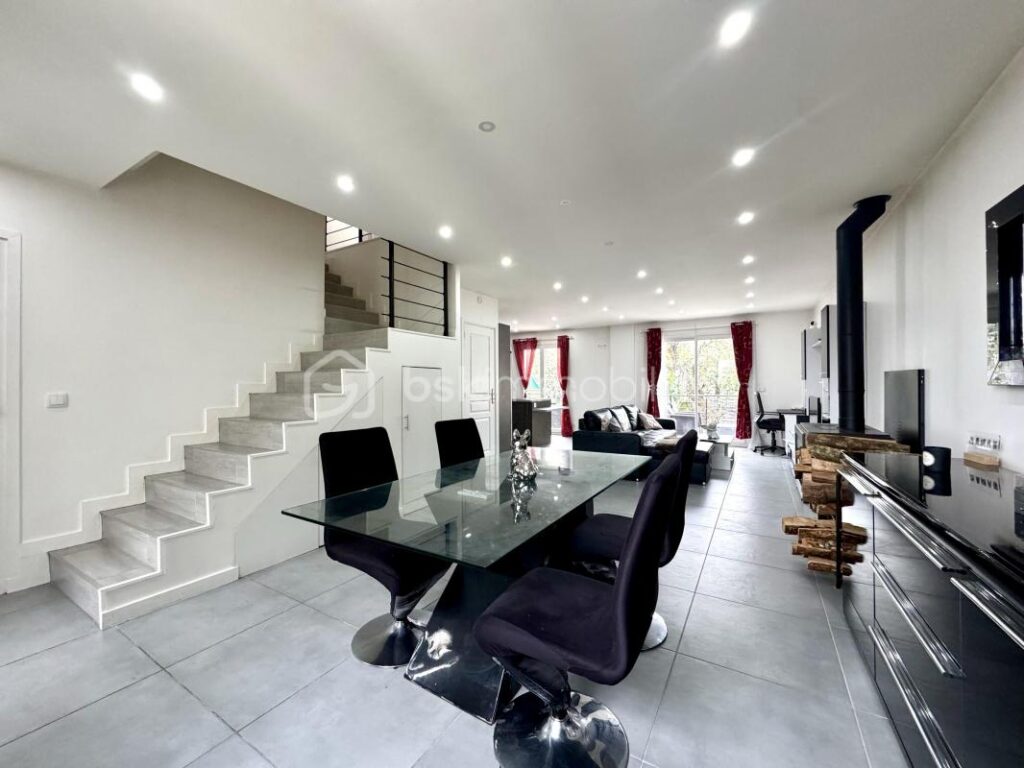 INVESTISSEMENT LOCATIF – 7 pièces – NR chambres – 160 m²