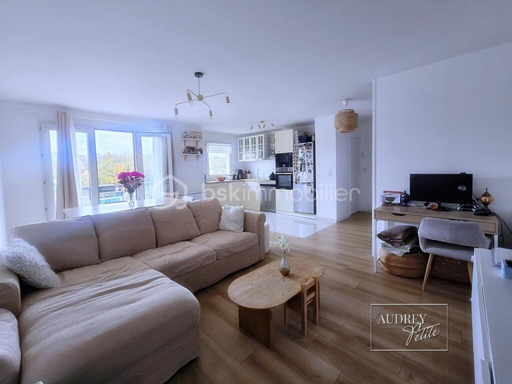 T2 lumineux de 50 m² avec balcon et vue sur Seine – Quartier du Val, Athis-Mons – 2 pièces – 1 chambre – 50 m²
