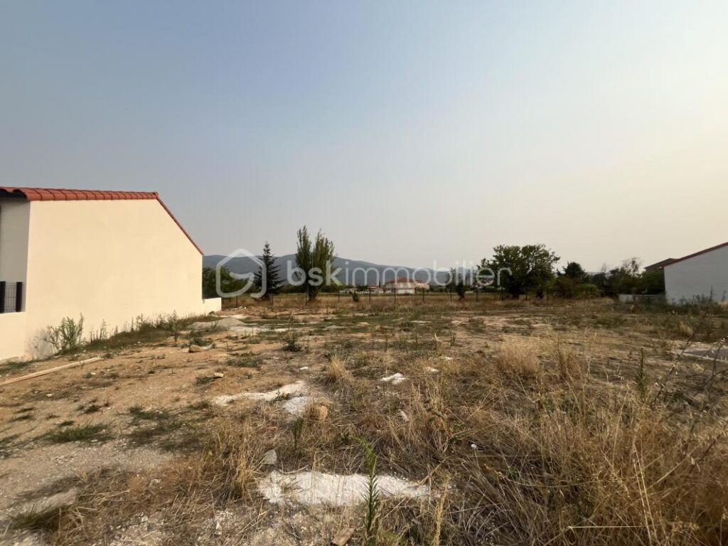 Terrain constructible de 325 m² à Los Masos – Opportunité rare ! – NR pièces – NR chambres – 325 m²