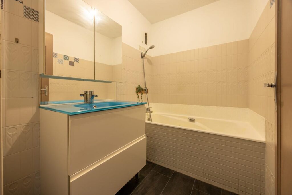 Appartement T4 de 76,29m2 – 4 pièces – 2 chambres – 76 m²