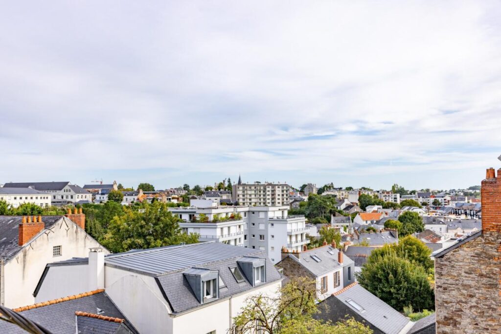 T3 de 75m2 à rénover – 3 pièces – 2 chambres – 75 m²