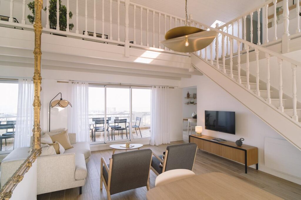 Duplex de 122m², vue sur mer – 5 pièces – 4 chambres – 122 m²