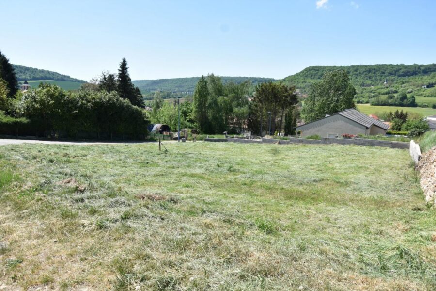 Terrain à vendre à Villecey sur mad