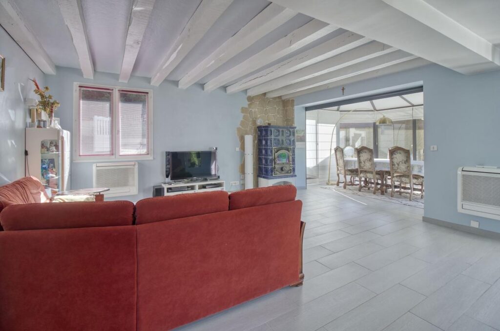 Grande maison avec dépendance – 5 pièces – 3 chambres – 120 m²