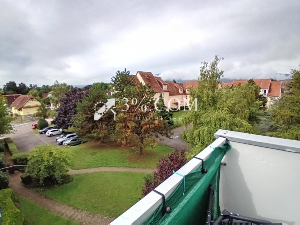 STUDIO AU DERNIER ETAGE AVEC BALCON EXPOSE SUD – 1 pièce – NR chambres – 31 m²