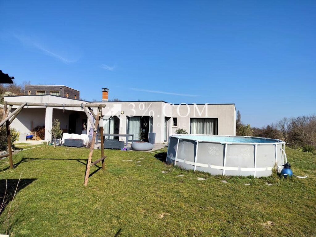 Villa contemporaine offrant 3 chambres et 114m2 habitables s – 5 pièces – 3 chambres – 115 m²