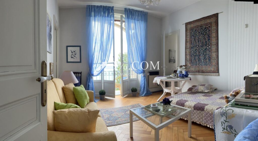 Exclusif !! Vue sur le lac, A vendre à Evian magnifique appa – 3 pièces – 2 chambres – 67 m²