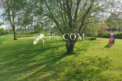 3%COM Belle demeure avec piscine du 27 ares – 8 pièces – 7 chambres – 360 m²