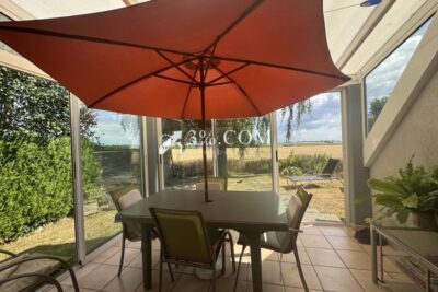 3%COM Jolie maison avec jardin en bordure de champs – 5 pièces – 3 chambres – 98 m²