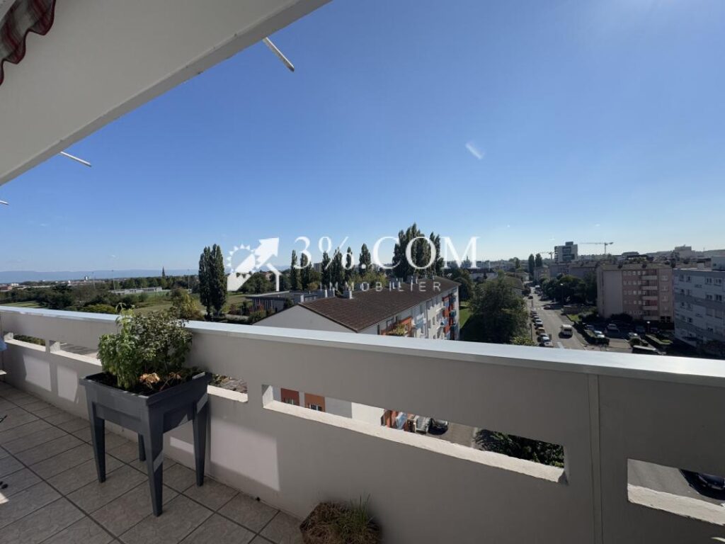 3%COM Beau F5 avec 4 chambres et 2 salles de bain/d’eau – 5 pièces – 4 chambres – 96 m²