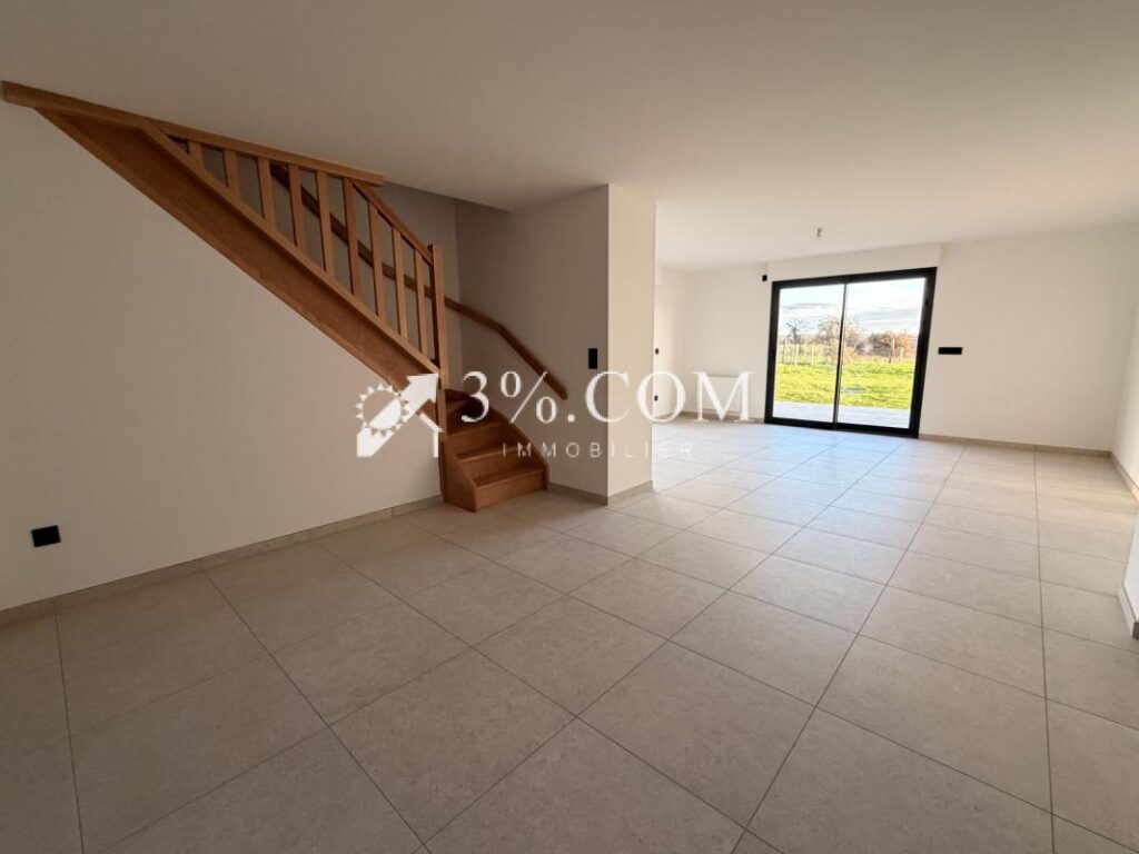 Corp de ferme en pierres à 10min de la mer – 5 pièces – 4 chambres – 103 m²