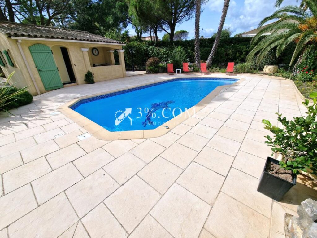 Splendide villa dans un écrin de verdure – 5 pièces – 4 chambres – 133 m²